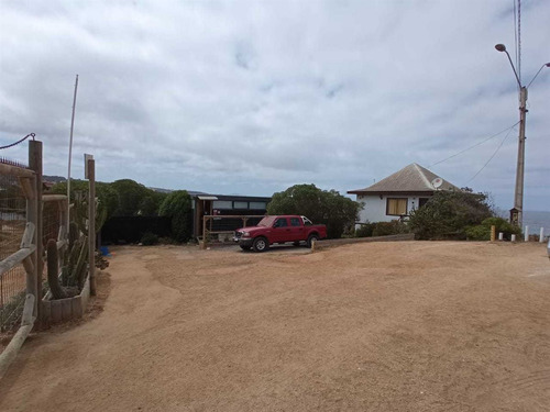 Complejo Turístico Con 5 Cabañas En Venta En El Tabo