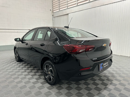 Chevrolet Onix plus 1.0 Lt 4p