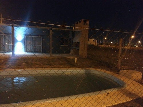 Imagen 8 de 25 de Galpón Y Casa Con Pileta. Excelente Oportunidad!!!!