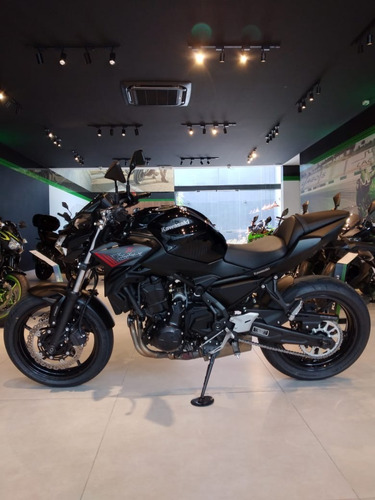 Kawasaki Z650 Preta 0km Modelo 2021 - 3