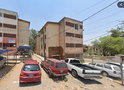 Casa En Remate Bancario Loma Apazulco Sur, Loma Dorada Delegación C, Tonalá, Jal. Clv1