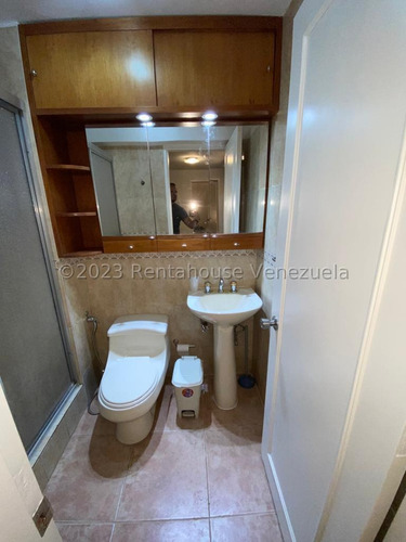 Apartamento En Alquiler Sabana Grande 23-30116 Fabricio Liaz