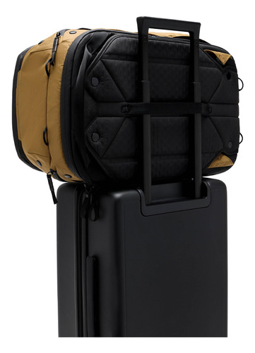Mochila Backpack De Viaje Peak Design 45l Coyote Color Marrón