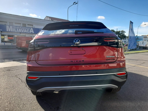 Volkswagen Nivus Highline Hero #mkt11026