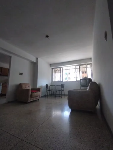 Cómodo Apartamento Av. Baralt