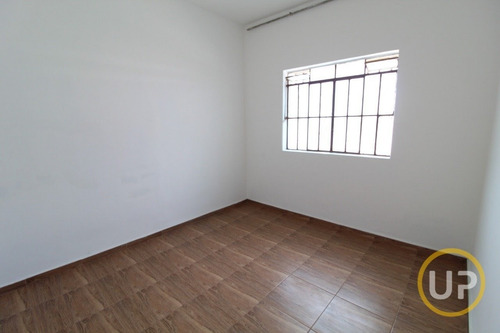 Imagem 7 de 15 de Casa - Coração Eucarístico - Belo Horizonte - R$ 1.190,00 - 2567
