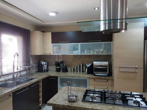 Imagen 4 de 10 de Espectacular Casa Con Piscina En Venta En Parcelamiento Santa Ana 22-6456 04126887776