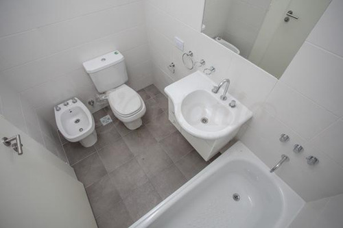 Departamento En Venta - 3 Ambientes En Parque Chacabuco