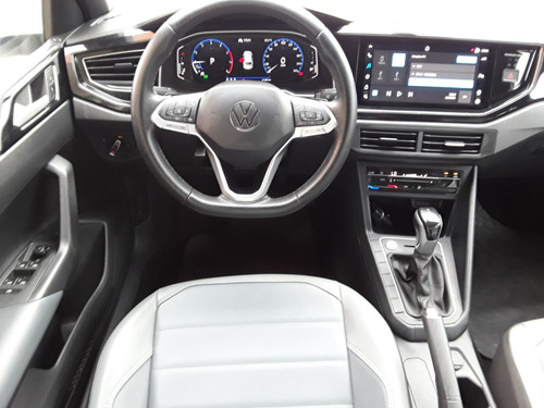 Volkswagen Nivus 1.0 200 TSI TOTAL FLEX HIGHLINE AUTOMÁTICO