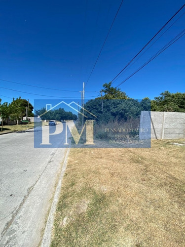 Deptos Con Amplio Terreno En Venta