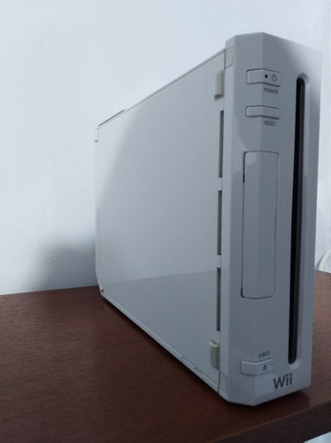 Consola Nintendo Wii Para Repuesto + 4 Juegos De Regalo
