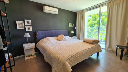 Imagen 21 de 25 de Casa Con 4 Dormitorios En Miraflores Funes Hills