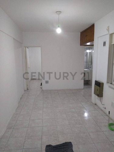 Venta Departamento Pompeya 2 Ambientes