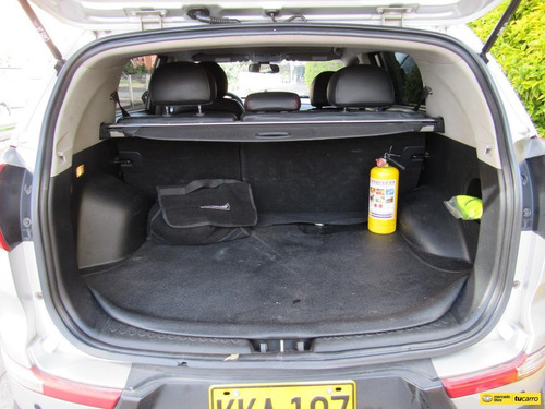 Imagen 12 de 15 de Kia Sportage Revolution 2.0 Turbo Diesel Mecanica 4x2