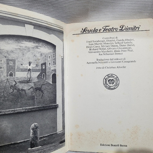 Scuola E Teatro Dimitri Edizioni Benteli Berna 1988 Italiano