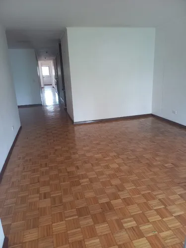 Casa En Venta En San Diego Medellin. Cod V13075