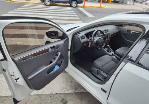 Volkswagen Vento 2.5 Advance Plus 170cv Tiptronic