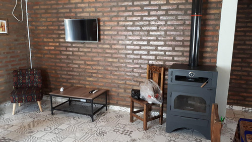 Casa En Venta - 3 Dormitorios 2 Baños - Galpón - 3.000mts2 - Uspallata, Mendoza