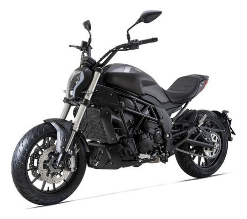 Benelli Cruiser 502c Créd. Prendario V. López