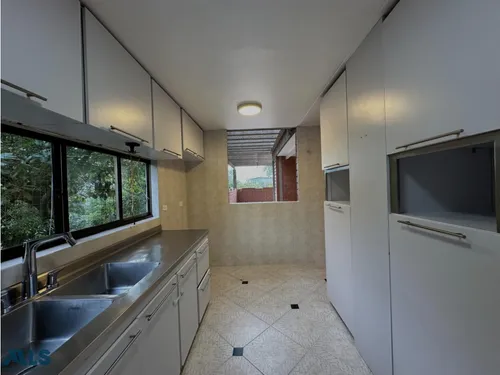 Apartamento En Lalinde Con Generosa Terraza(mls#256169)