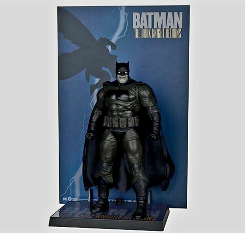Batman Dc Multiverse The Dark Knight Returns Mcfarlane Gold