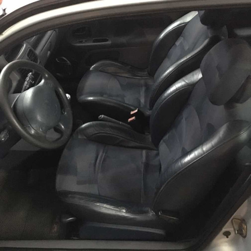 Renault Clio 1.6 Sport 2001