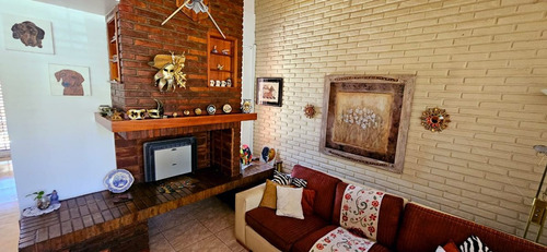 Venta Casa 7 Amb C/parque Pileta Quincho Y Balcon