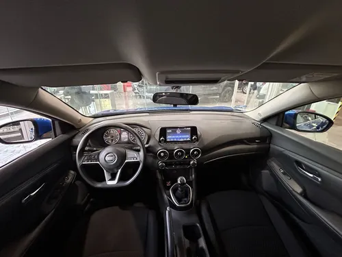 Nissan Sentra 2.0 Sense Mt