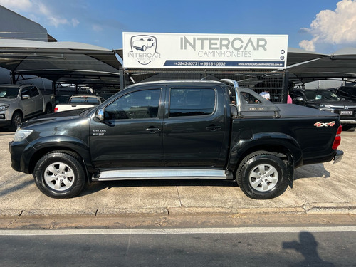 Toyota Hilux 2.7 Srv Cab. Dupla 4x4 Flex Aut. 4p