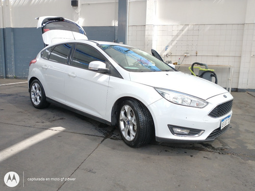Ford Focus 5p 2.0 L At Se Plus
