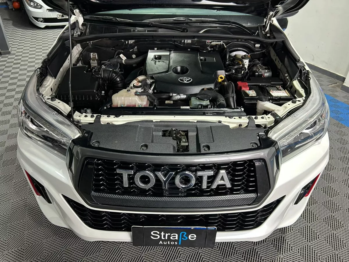 Toyota Hilux 4.0 V6 Gr-s Ii 4x4 6at