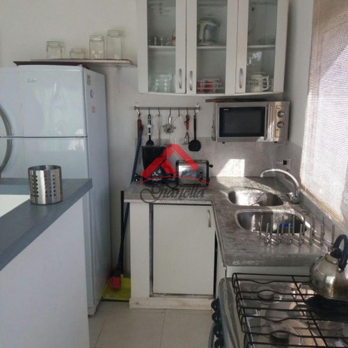 Venta De Casa 2 Dormitorios En La Barra, El Tesoro- Ref: 1644