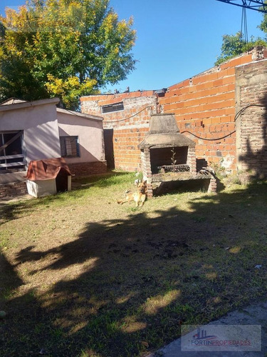 Imagen 2 de 8 de Casa - La Plata