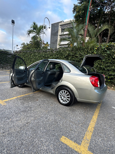 Chevrolet Optra Automático