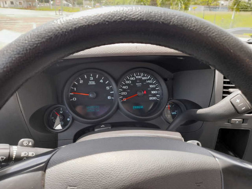 Imagen 4 de 9 de Chevrolet Silverado Ls Ls