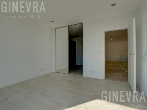 Casa En Venta A Estrenar En Nordelta, El Golf