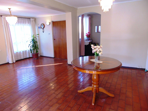 Vendo Casa 295 M2 Construidos, 5 Habitaciones, Quilpue