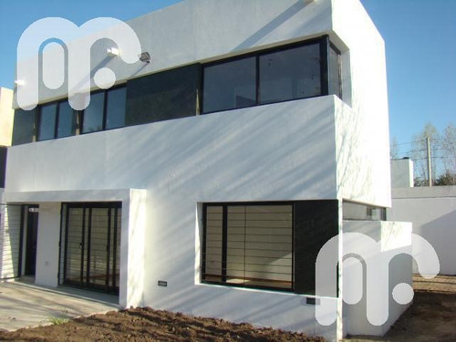 Imagen 10 de 30 de Venta Casa Complejo De Viviendas En City Bell