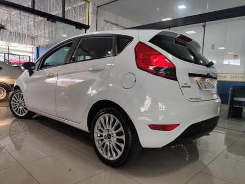 Fiesta 1.6 Titanium Hatch 16v Flex 4p Powershift