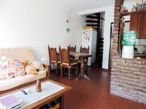 Imagen 1 de 30 de Ph En Venta 2 Dormitorios 1 Baño - 61,67mts2 - La Plata