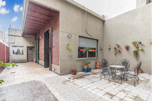 Imagen 2 de 30 de Departamento Ph En Venta En Monte Castro, Capital Federal, Buenos Aires