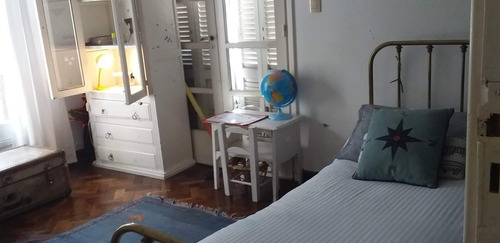 Hermosa Casa En Estilo Colonial En Rogelio Martinez De 3 Dormitorios