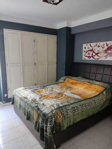 Imagen 6 de 17 de Apartamento En Residencias Las Bahamas. Naguanagua, Carlos Tona, 04129305244, Cod. Foa-2174