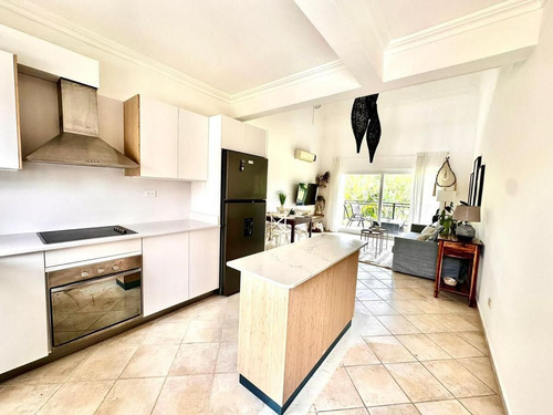 Apartamento Tipo Ph En Cocotal !!