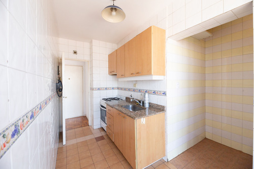 Departamento En Arenales 1500