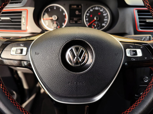Volkswagen Fox 1.6 MSI PEPPER 16V FLEX 4P AUTOMATIZADO