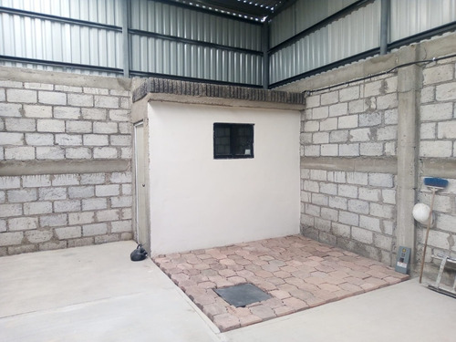 Bodega En Renta De 250m2 En Cumbres De Conin