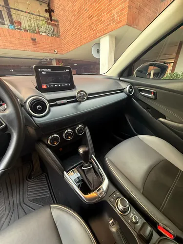 Mazda 2 Sedan 1.5 Grand Touring Lx At