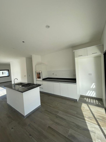 Imagen 14 de 21 de Venta 4 Amb. A Estrenar Pilar Del Este