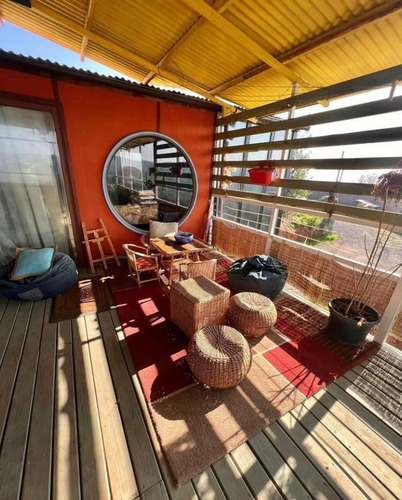 Casa En Venta De 4 Dorm. En Villa Alemana